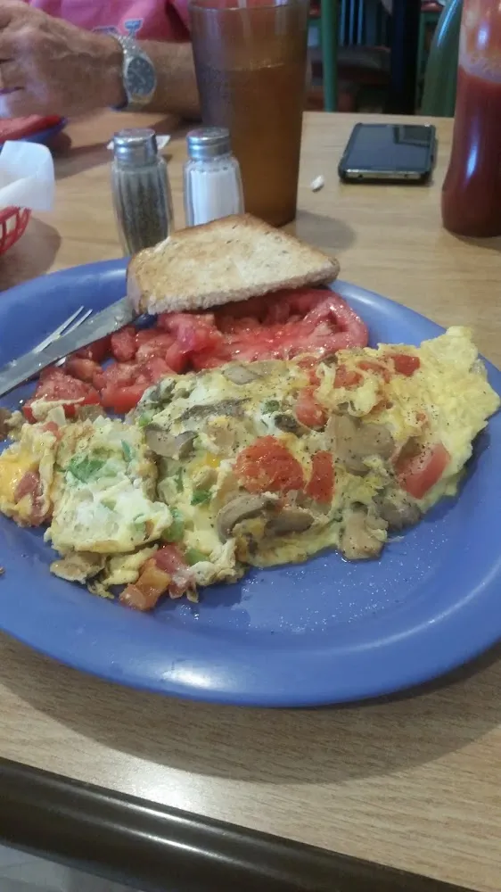 Vegetable Omelet with Tomato Slices